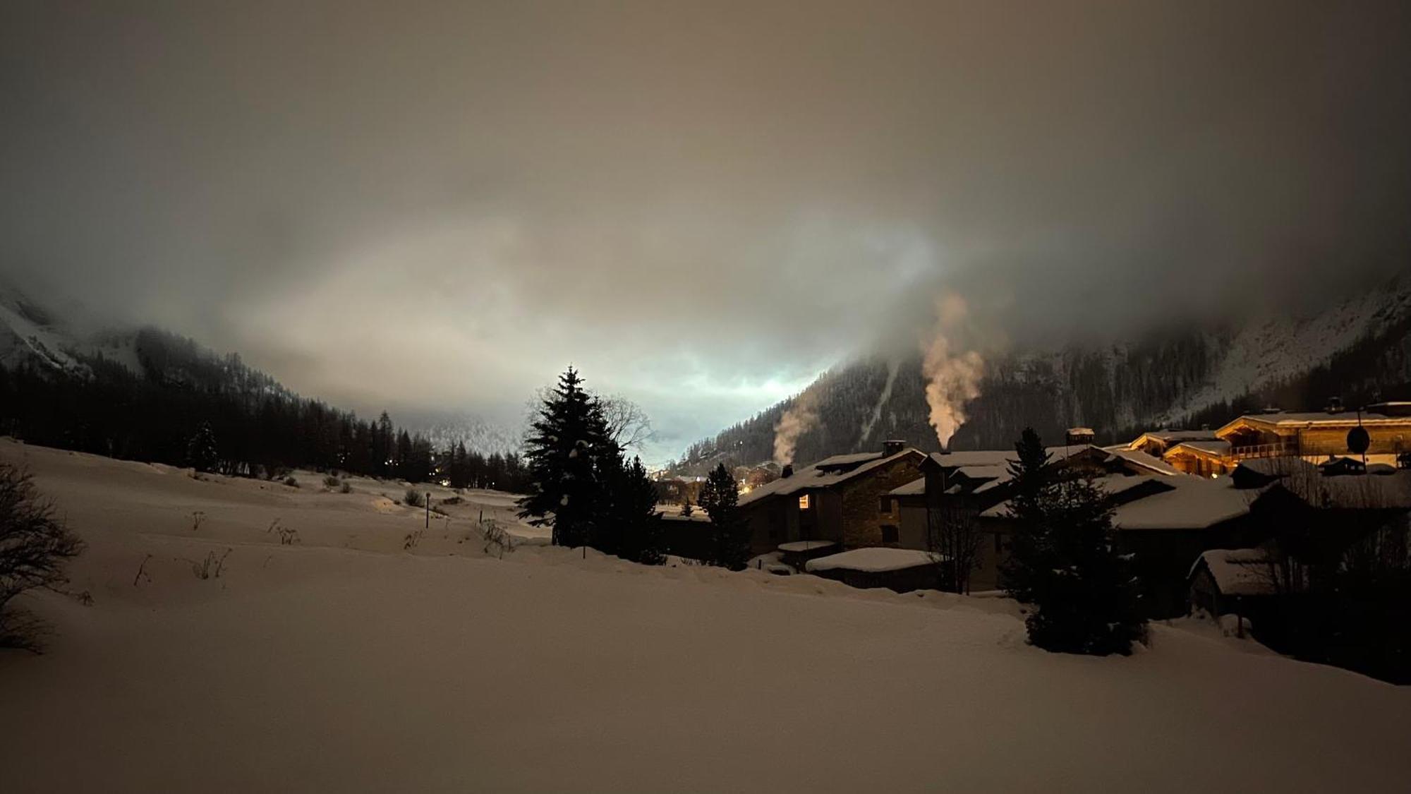 Appartement Esprit Chalet - Splendide Vue Montagne A 180 Валь-д'Изер Экстерьер фото